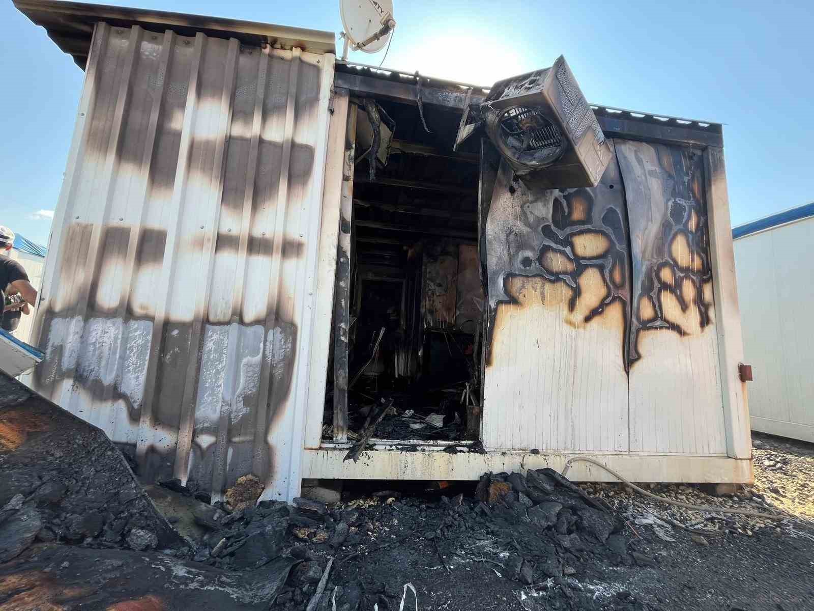 Kahramanmaraş Havalimanı&rsquo;nda yangın
