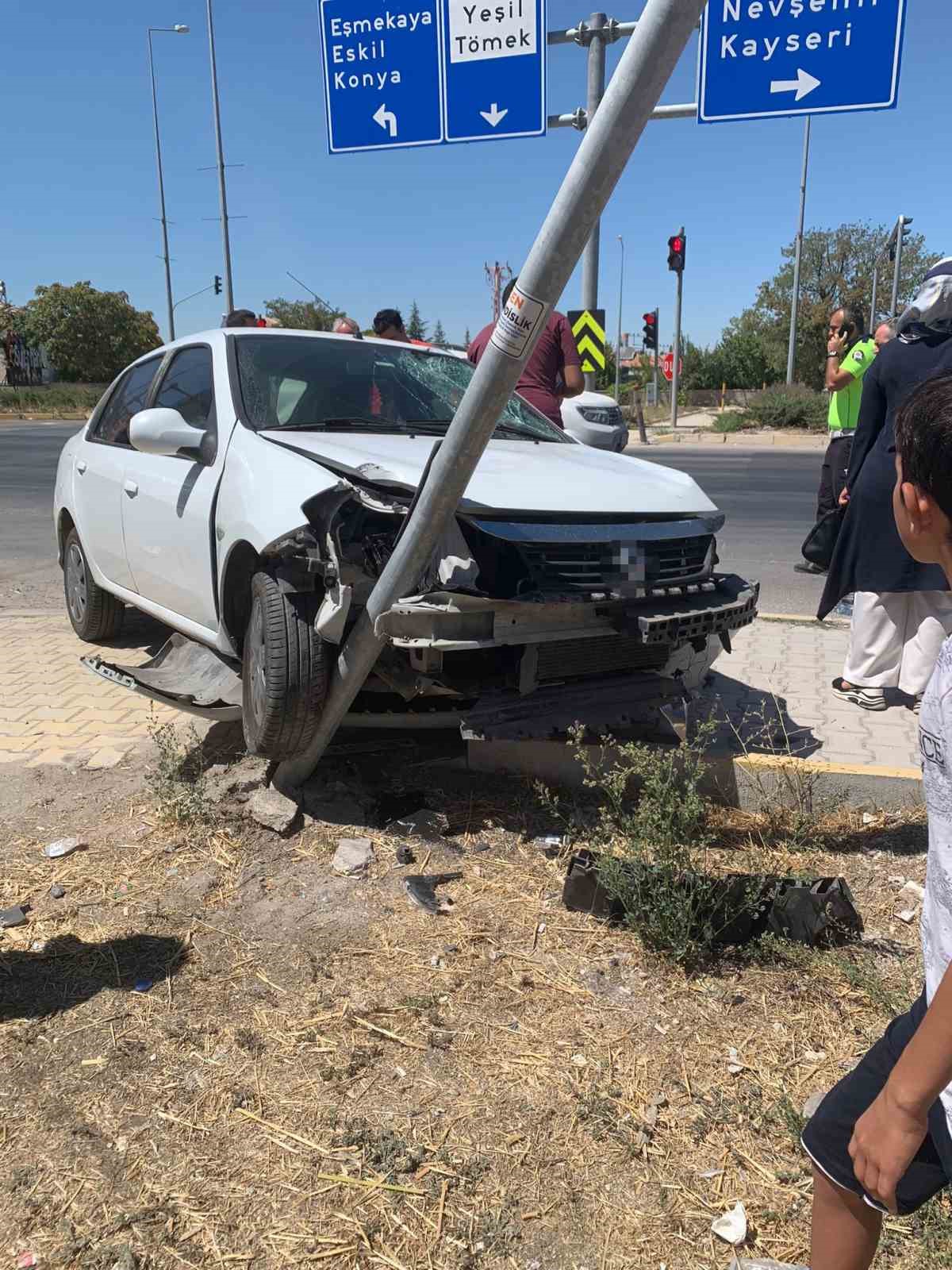 Aksaray’da otomobil ile motosiklet çarpıştı: 1 ağır yaralı
