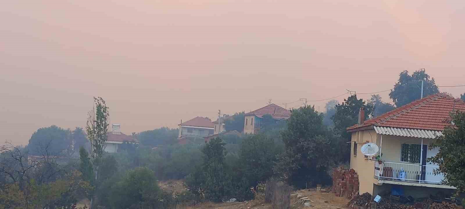 Manisa&rsquo;da bir g&uuml;n arayla &ccedil;ıkan orman yangınları devam ediyor
