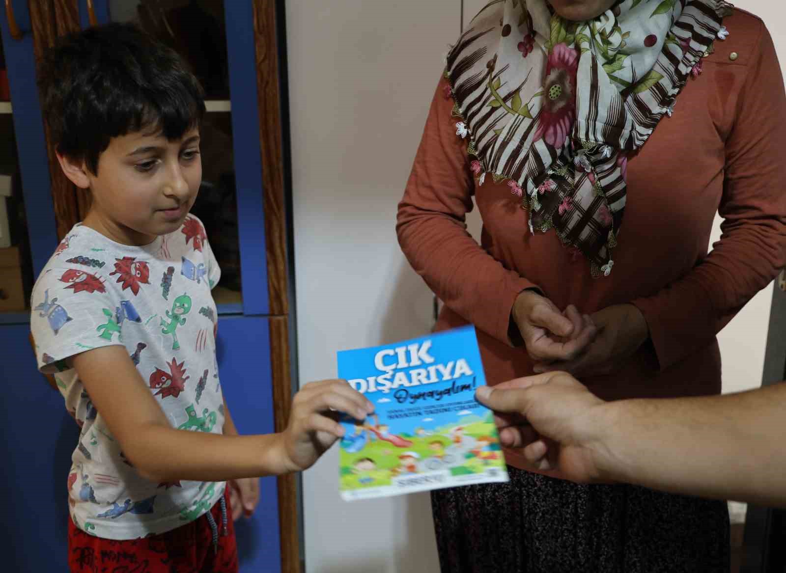 Polisten, çocuklara ’Oyun bağımlılığı’ uyarısı