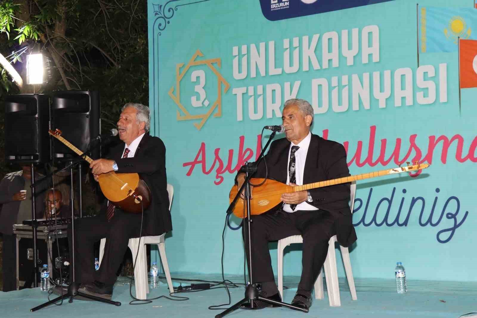 Ünlükaya Türk Dünyası Aşıklar buluşması büyük ilgi gördü
