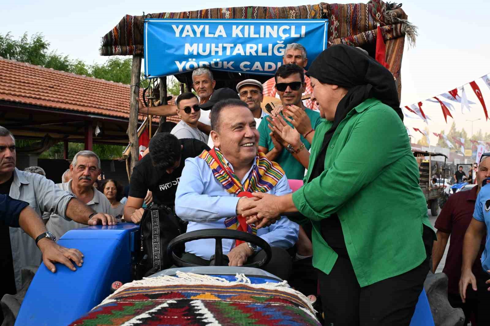 Antalyalılar G&ouml;mbe şenliğinde buluştu
