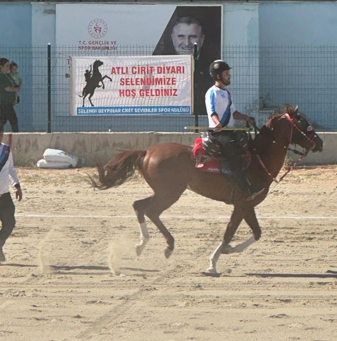 Selendi Beypınar takımı Atlı Cirit Ligi’ne çıktı