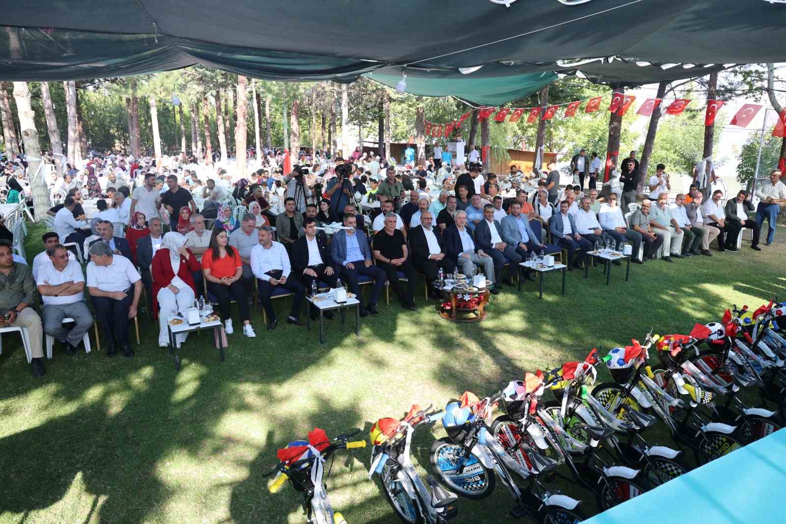 Elazığ’da toplu sünnet töreni