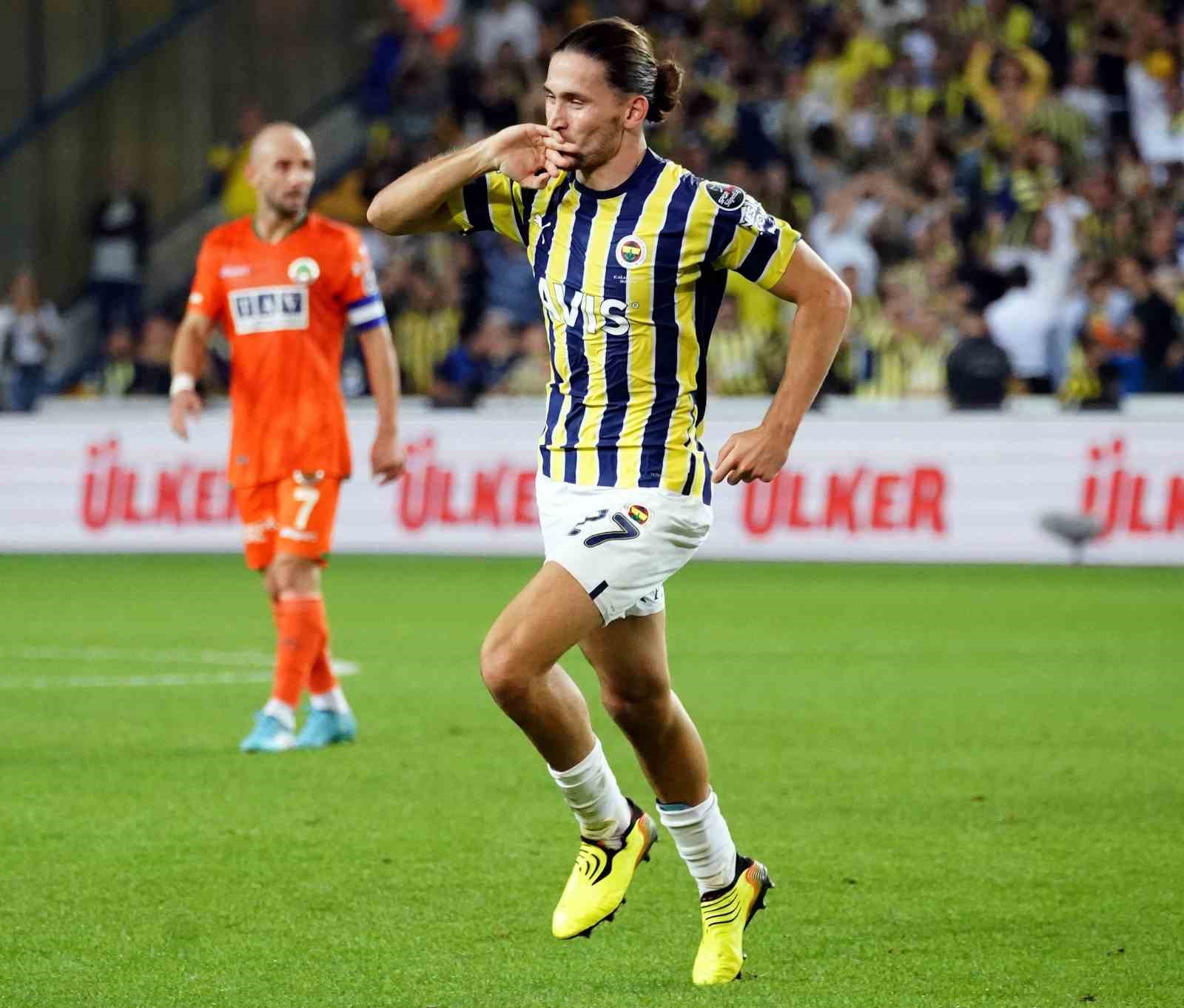 Miguel Crespo, Başakşehir&rsquo;e 3 yıllık imza attı 