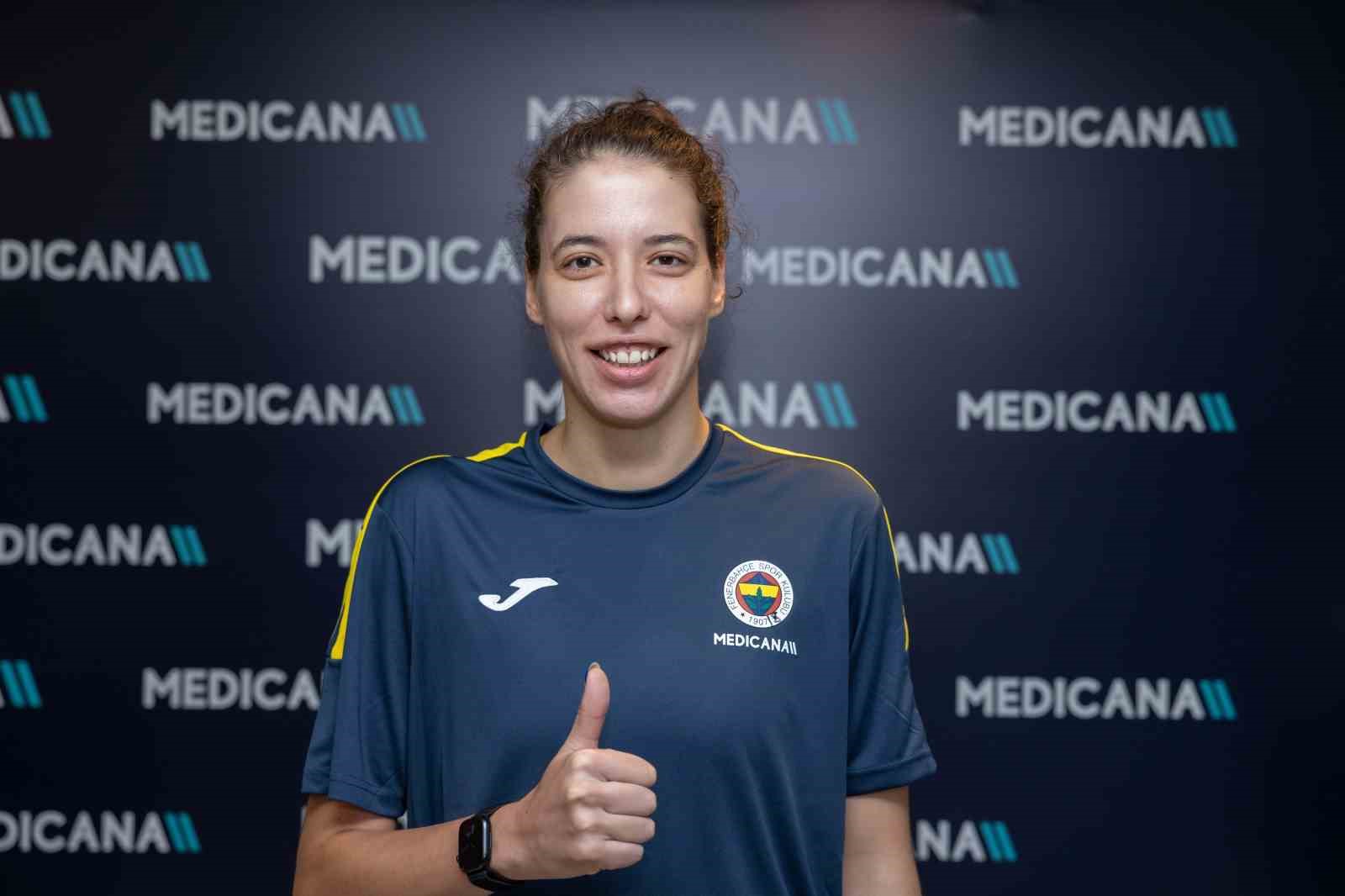 Fenerbahçe Medicana Kadın Voleybol Takımı sağlık kontrolünden geçti
