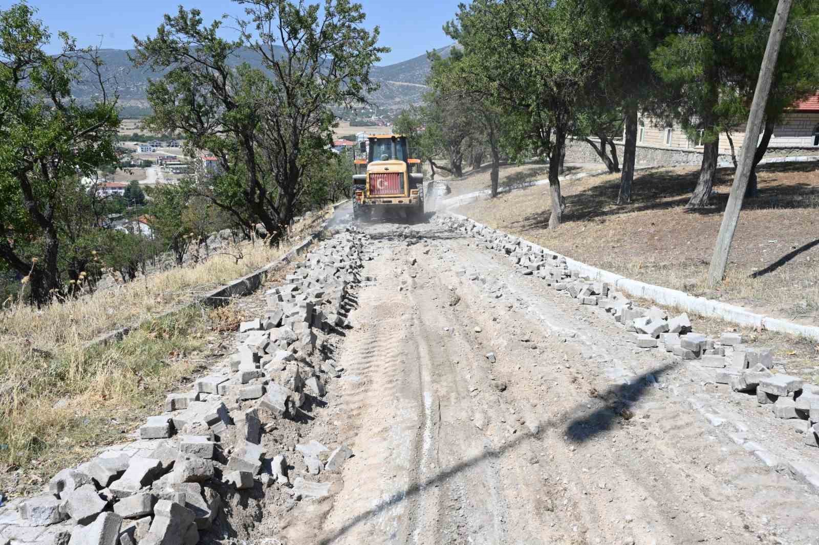 Panoramik ve Doğal Seyir Teraslı Çünür Tepesi yeni cazibe merkezi olacak
