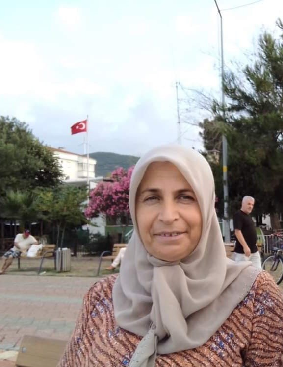 2 otomobil çarpıştı: 1 ölü, 5 yaralı