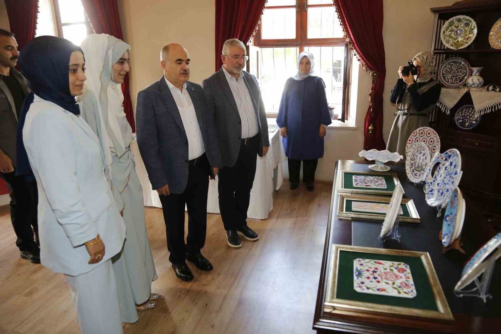 Vali Dağlı: &ldquo;Tarihi ve k&uuml;lt&uuml;rel mirasımıza sahip &ccedil;ıkmayı ecdadımıza karşı sorumluluğumuzun bir gereği olarak g&ouml;r&uuml;yoruz&rdquo;
