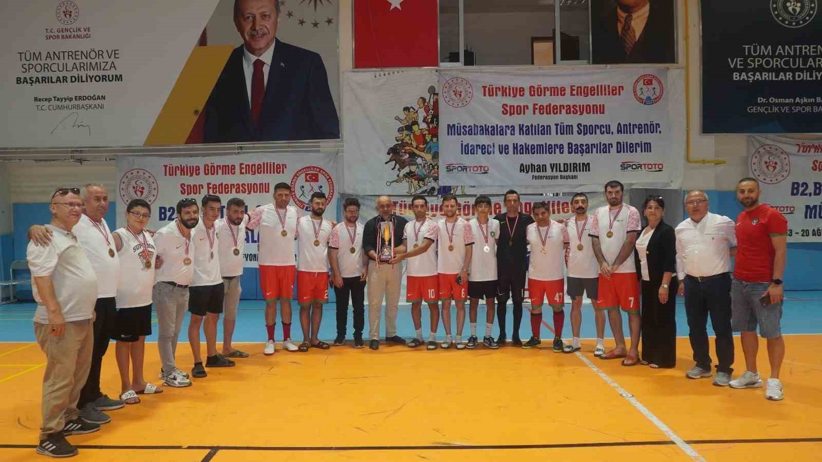 Afyonkarahisar’da Futsal 2. Lig müsabakaları tamamlandı
