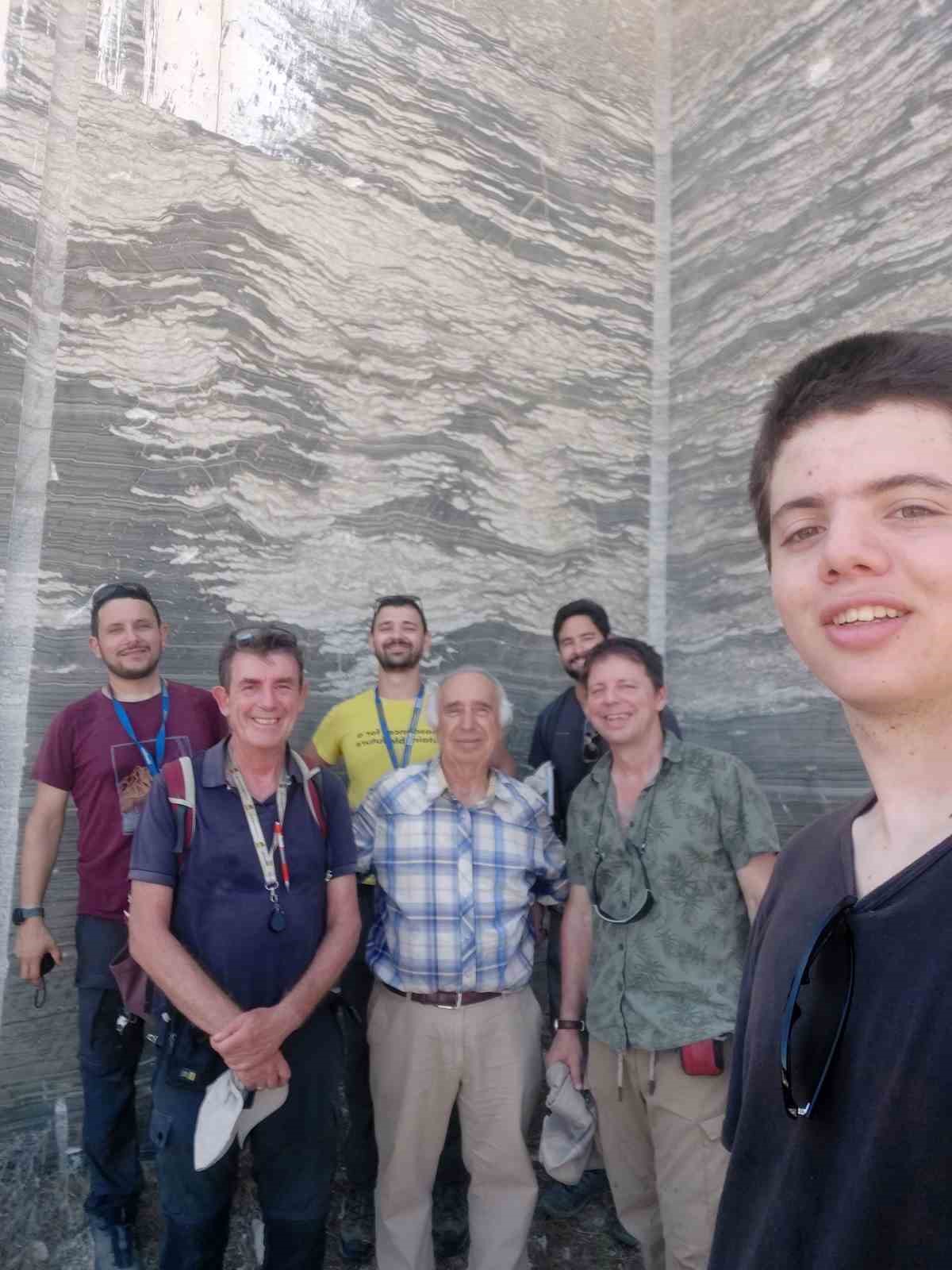 10 &uuml;lkeden gelen araştırmacılar Kıbrıs&rsquo;ın jeolojik yapısını keşfediyor
