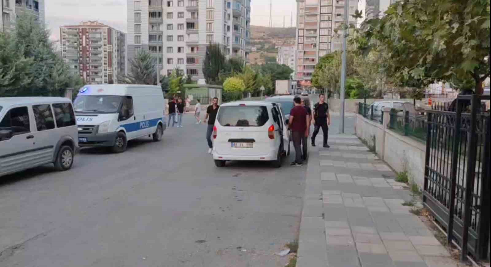 Malatya’da silahlı kavga: 3 kişi yaralandı
