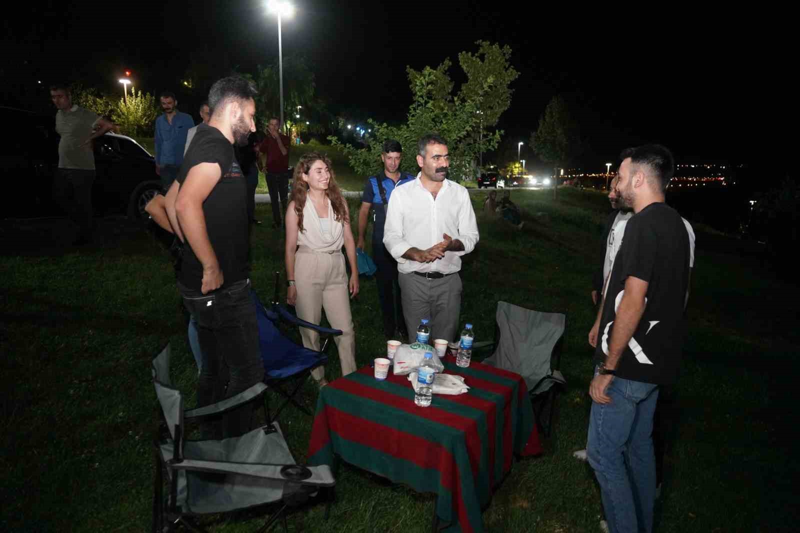 Diyarbakır&rsquo;da halk &ccedil;evre temizliği i&ccedil;in bilin&ccedil;lendiriliyor
