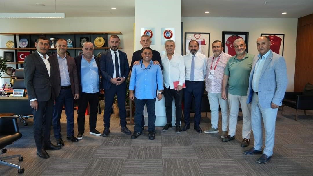 Osman Altınkaya TFF Başkanı Hacıosmanoğlu&rsquo;nu ziyaret etti
