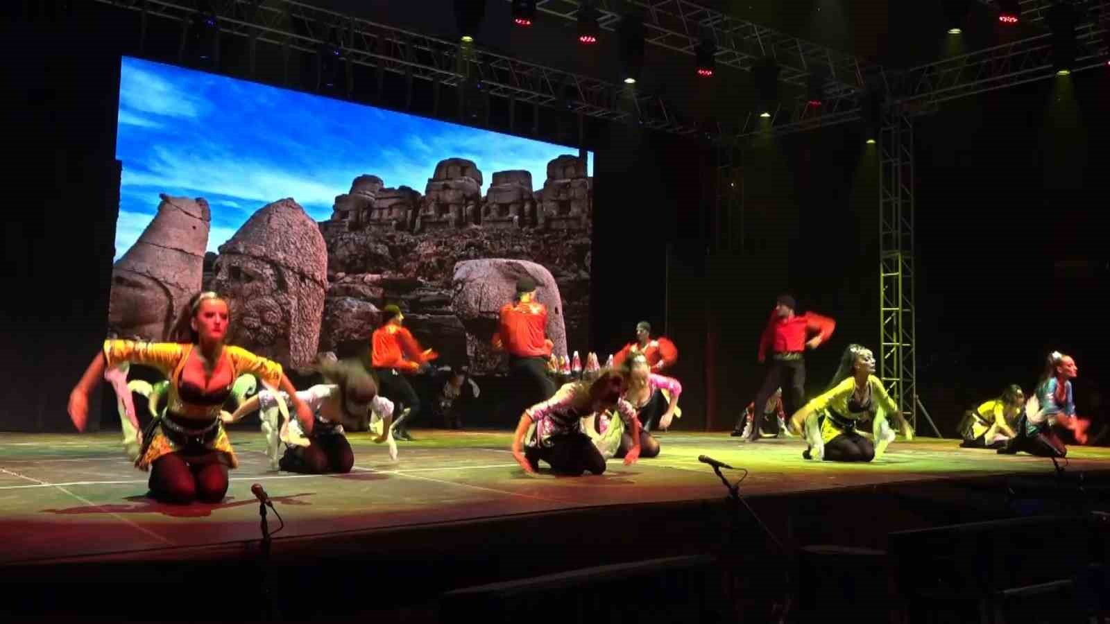 2. Kommagene Bienali "İyileşmek" temasıyla kapılarını a&ccedil;tı
