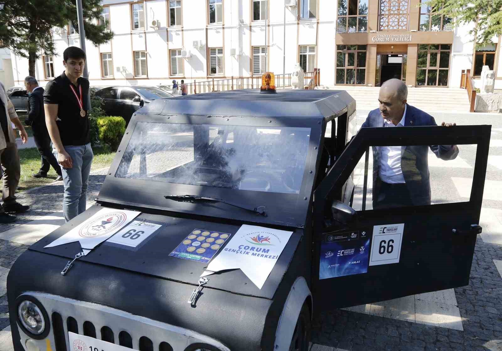 Vali Dağlı, &ldquo;Gen&ccedil;lerimizin bilim ve teknolojiye sunacağı her katkı &ouml;nemli&rdquo;
