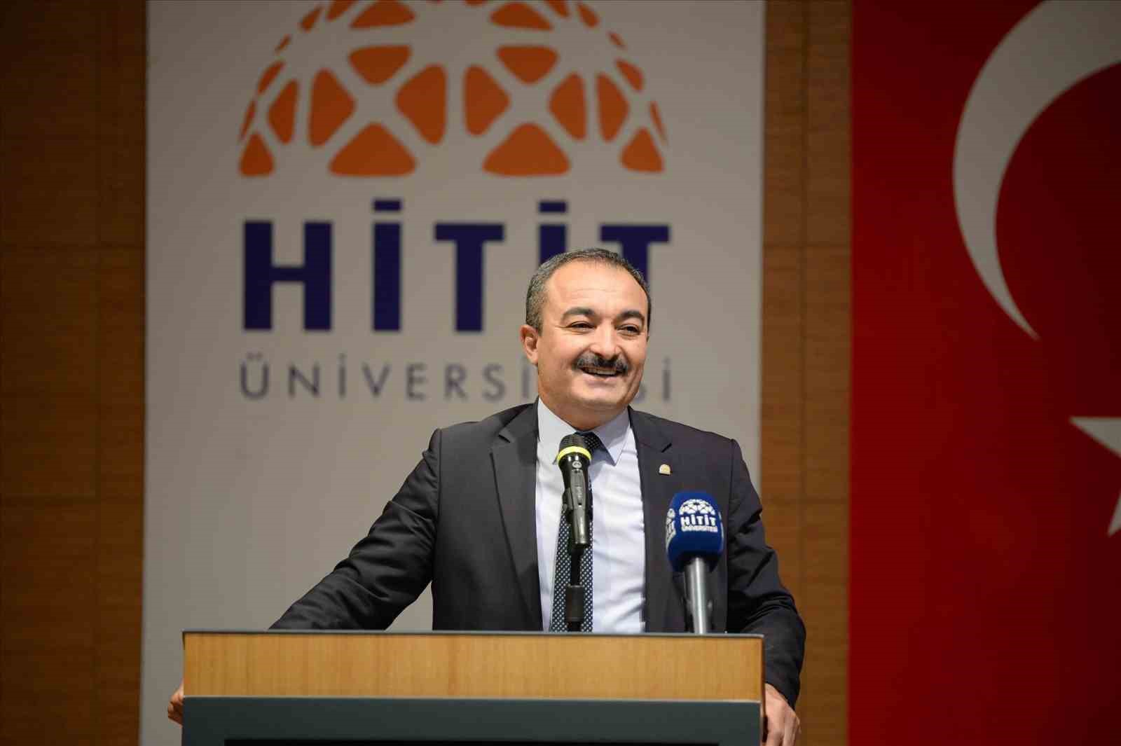 Hitit &Ccedil;ocuk &Uuml;niversitesi&rsquo;nde mezuniyet heyecanı
