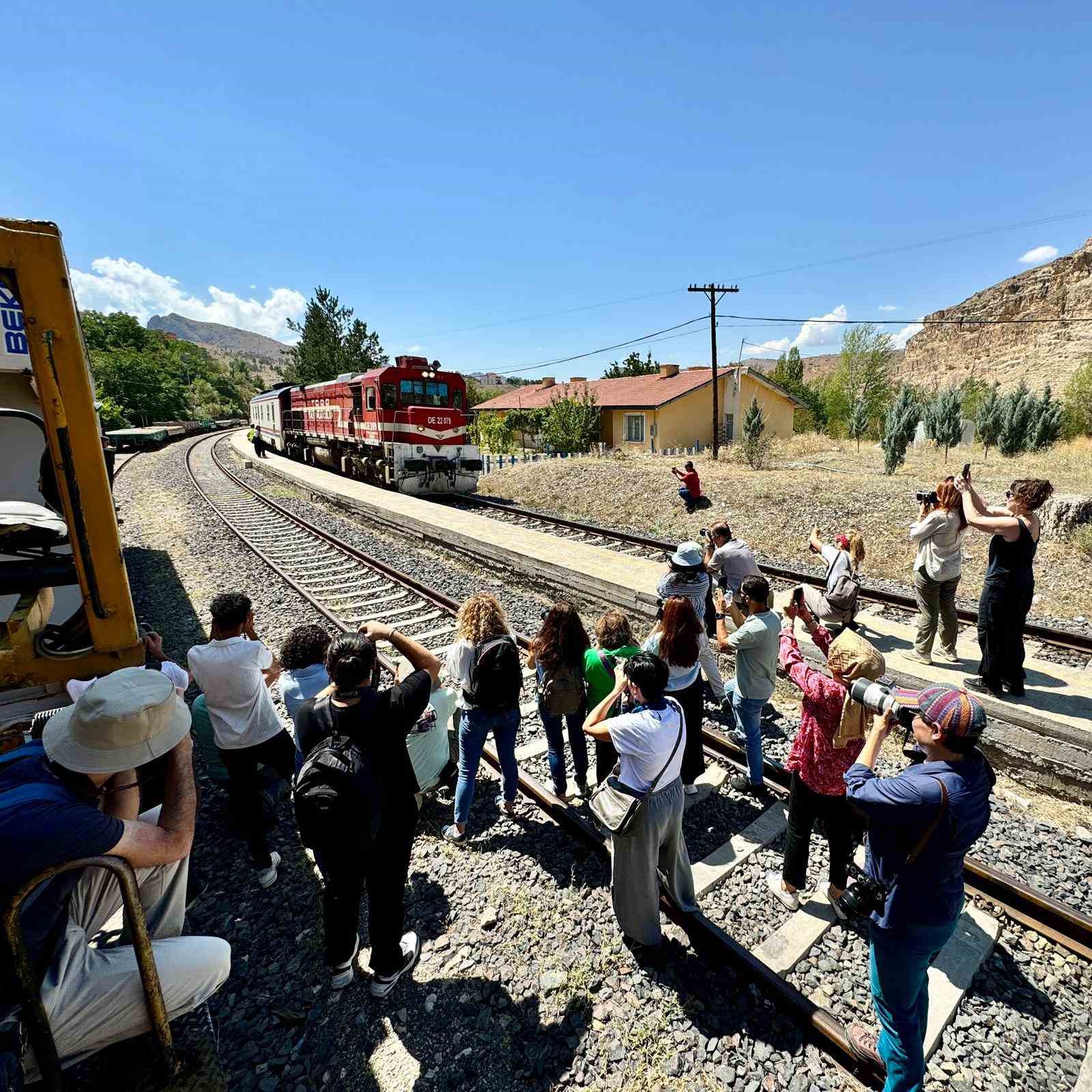 8/24 Erzincan Tanıtım G&uuml;nleri başladı
