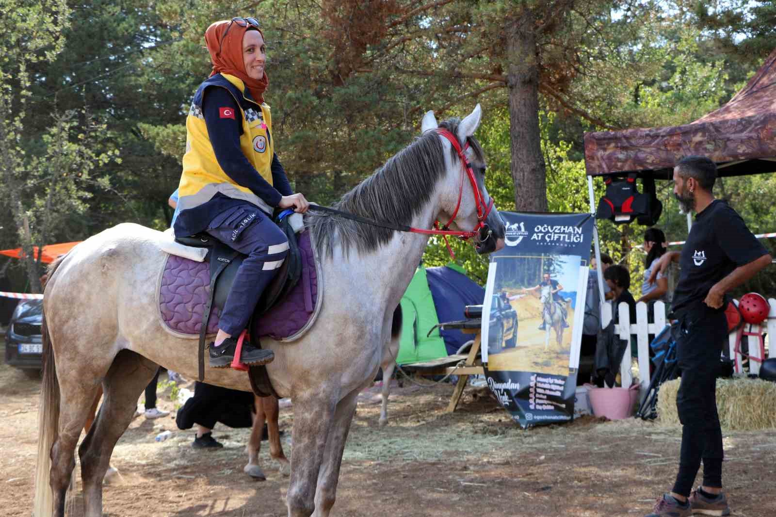 Motosiklet festivalinde motokros ve off-road nefes kesti
