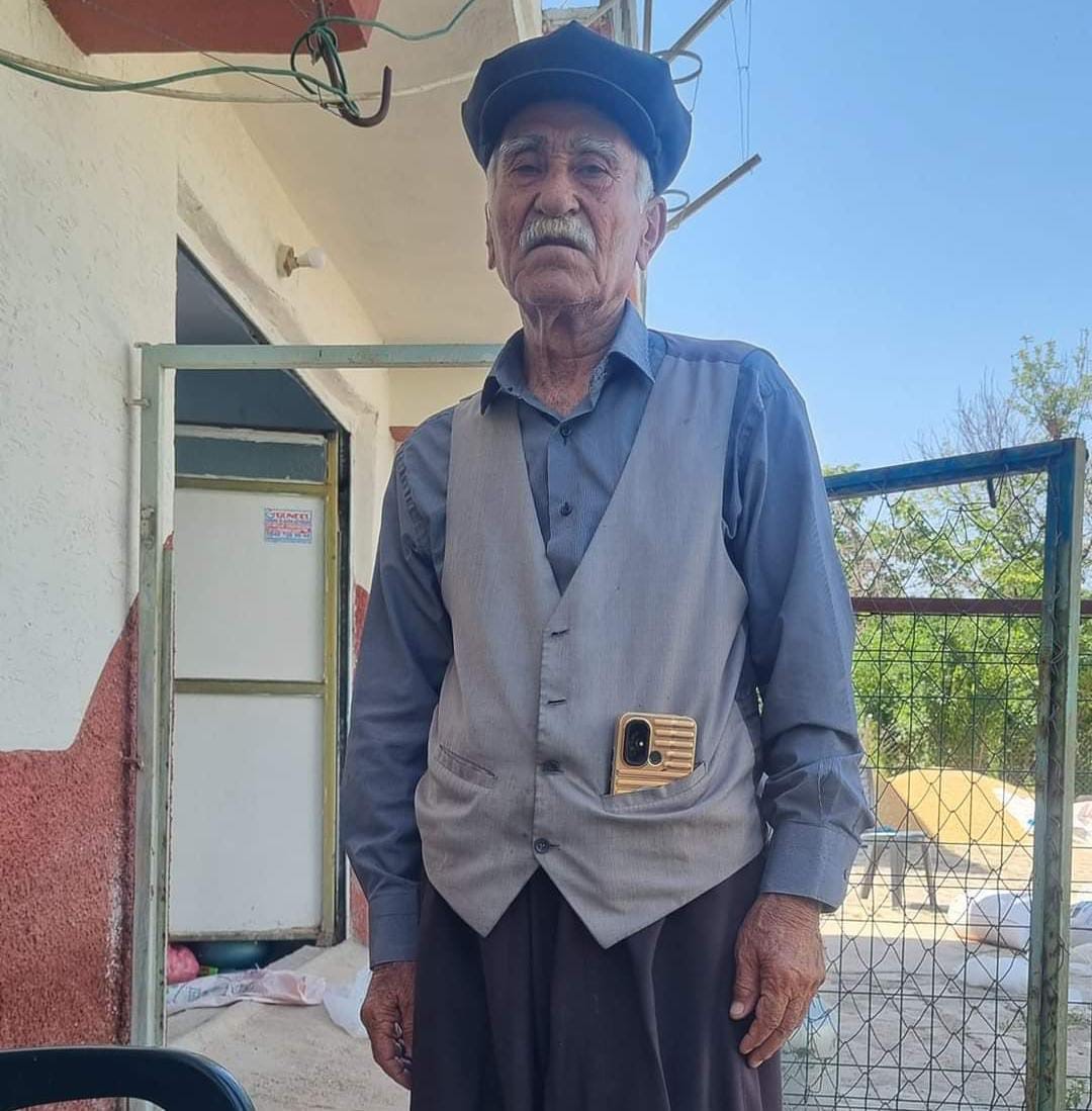 Karşıya ge&ccedil;erken otomobilin &ccedil;arptığı yaşlı adam kurtarılamadı
