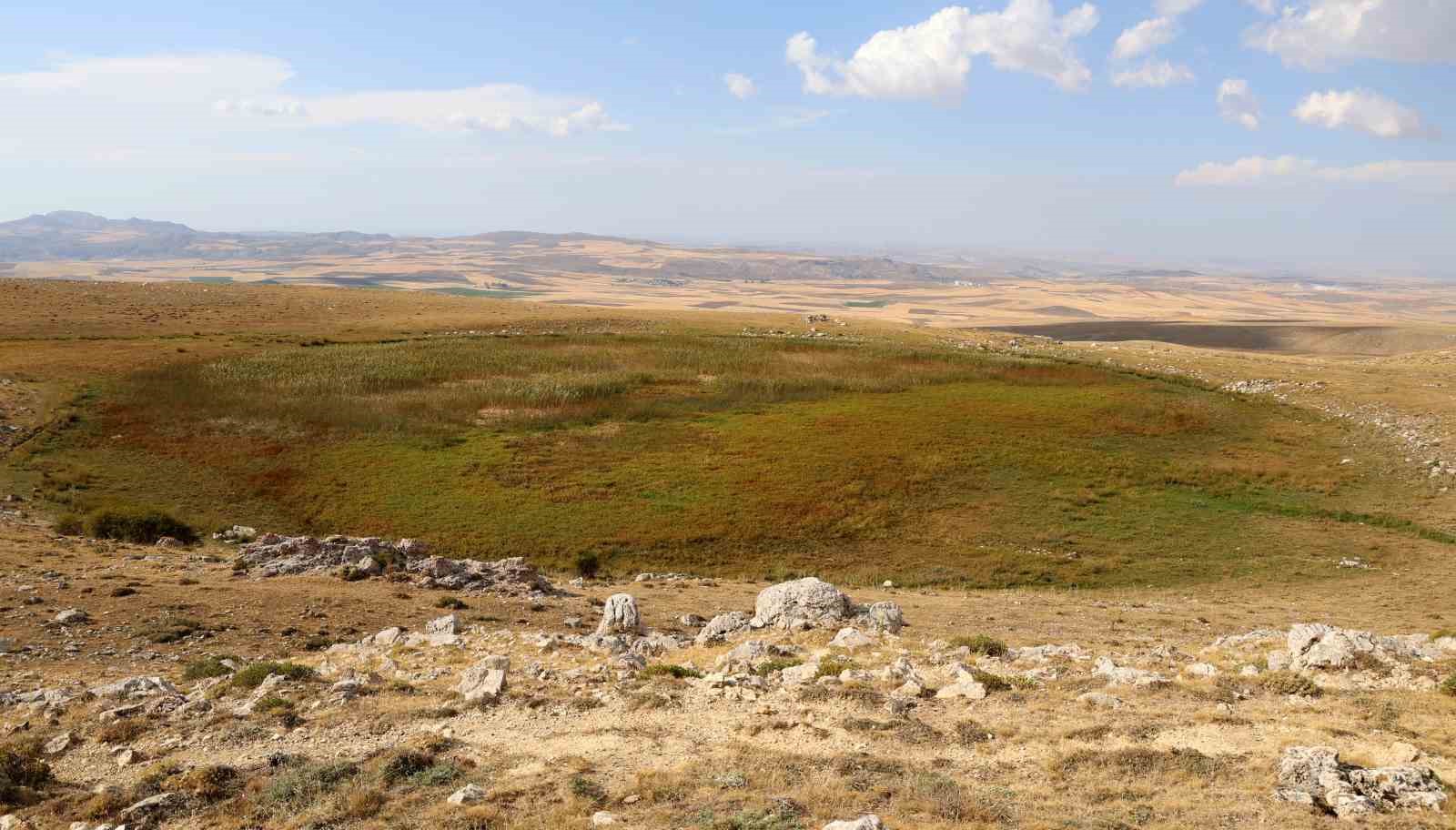 Hititler’den kalan 3 bin 500 yıllık göl kurudu 