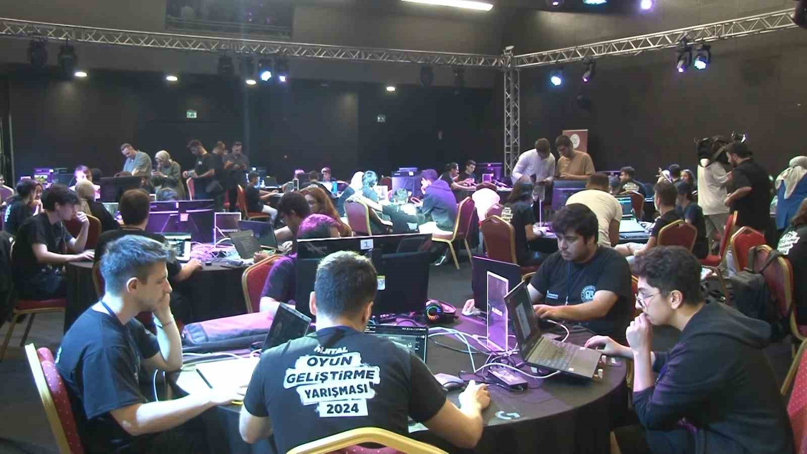 Arnavutk&ouml;y&rsquo;de uzay ve havacılık temalı oyun tasarım yarışması başladı
