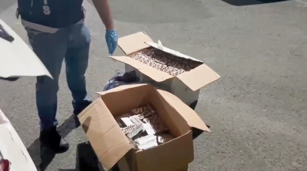 Koli koli uyuşturucu hap ele ge&ccedil;irildi
