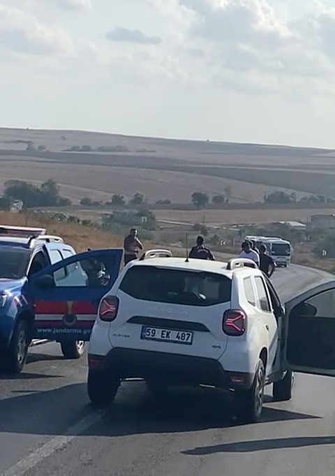 Karısını d&ouml;verek &ouml;ld&uuml;ren zanlı yakalandı: O anlar kamerada
