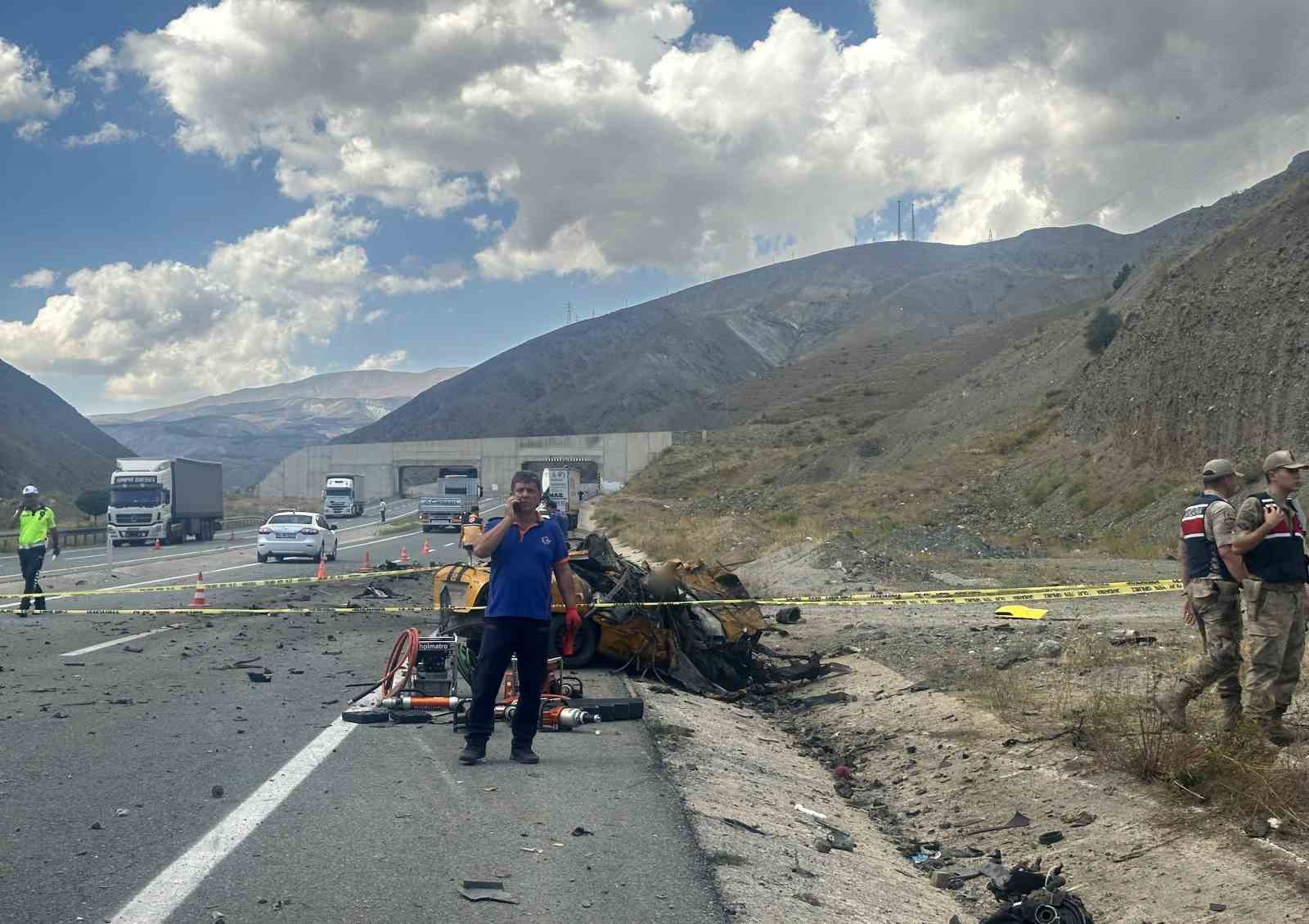 Erzincan’daki trafik kazasında ölenlerin sayısı 5’e yükseldi
