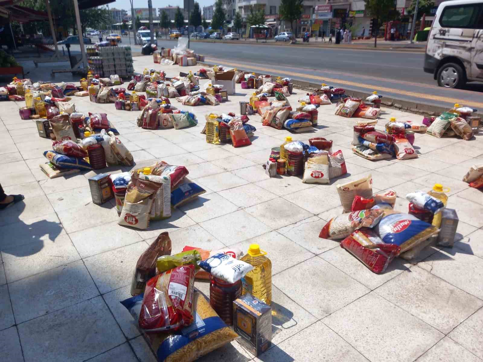 Diyarbakır’da hayırseverlerin desteğiyle ihtiyaç sahiplerine yardım ulaştırıldı