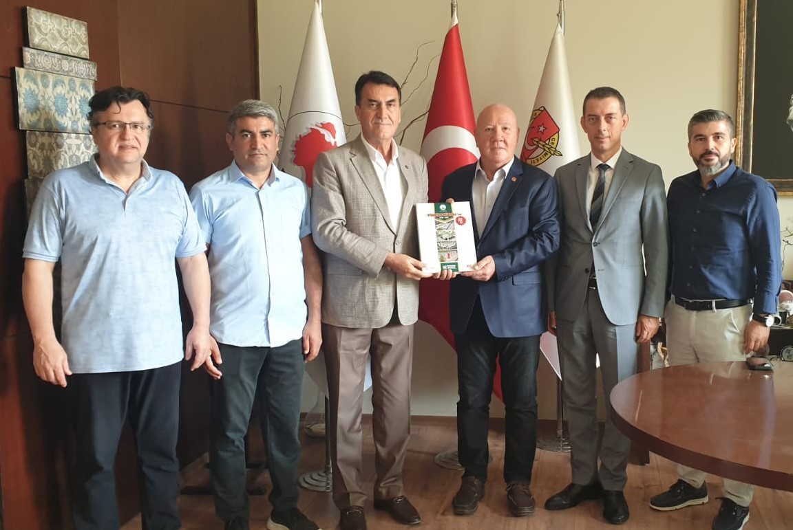 Mustafa D&uuml;ndar BGC&rsquo;yi ziyaret etti
