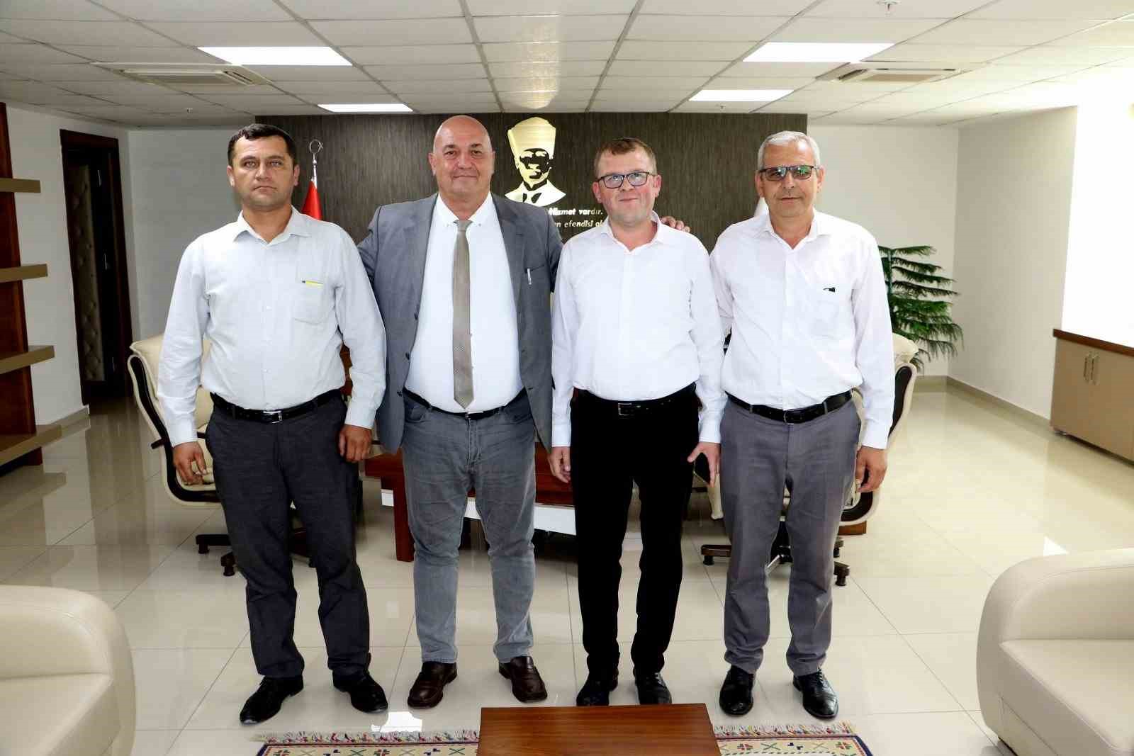 Gördesli muhtarlardan hizmet teşekkürü