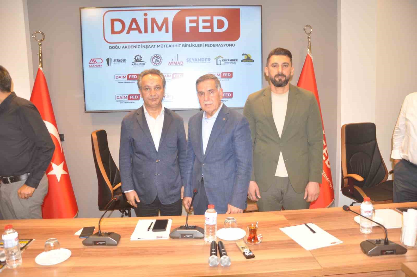 Karslıoğlu: &ldquo;İnşaatı tamamlama sigortası y&uuml;zde 100&rsquo;e &ccedil;ıkmalı&rdquo;
