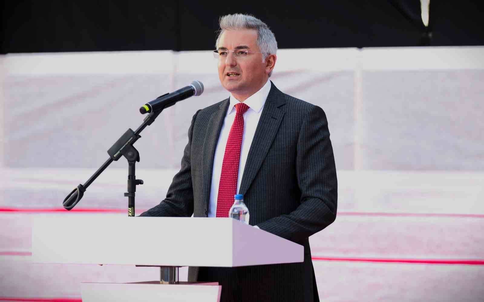 Başarıya Erdem&rsquo;le ulaştılar

