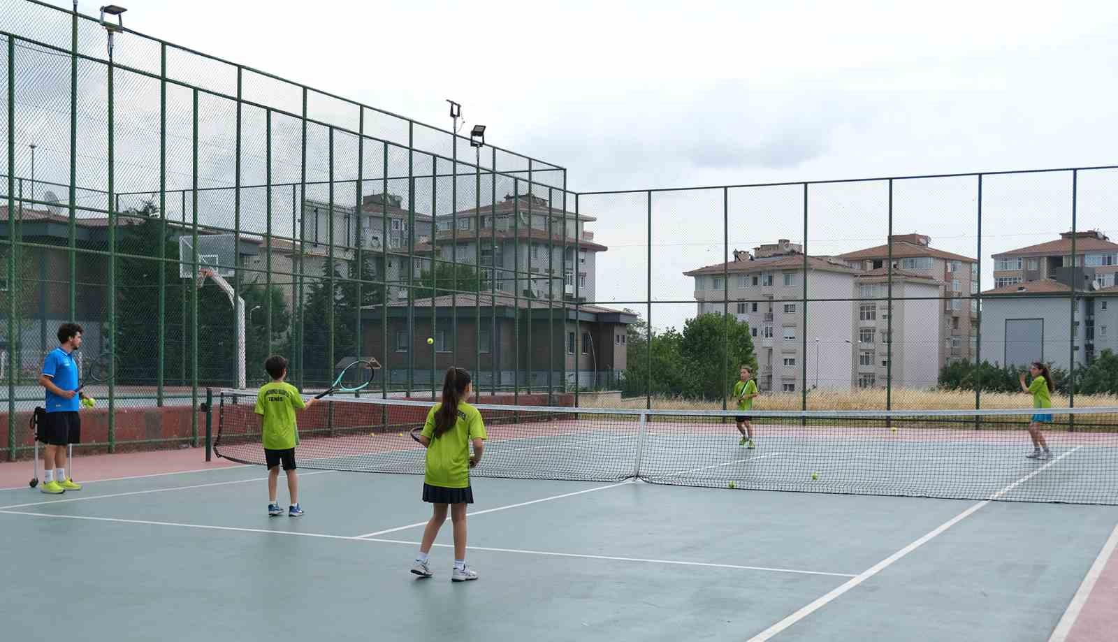 Büyükçekmece’de Yaz Spor Okulları’na yoğun ilgi
