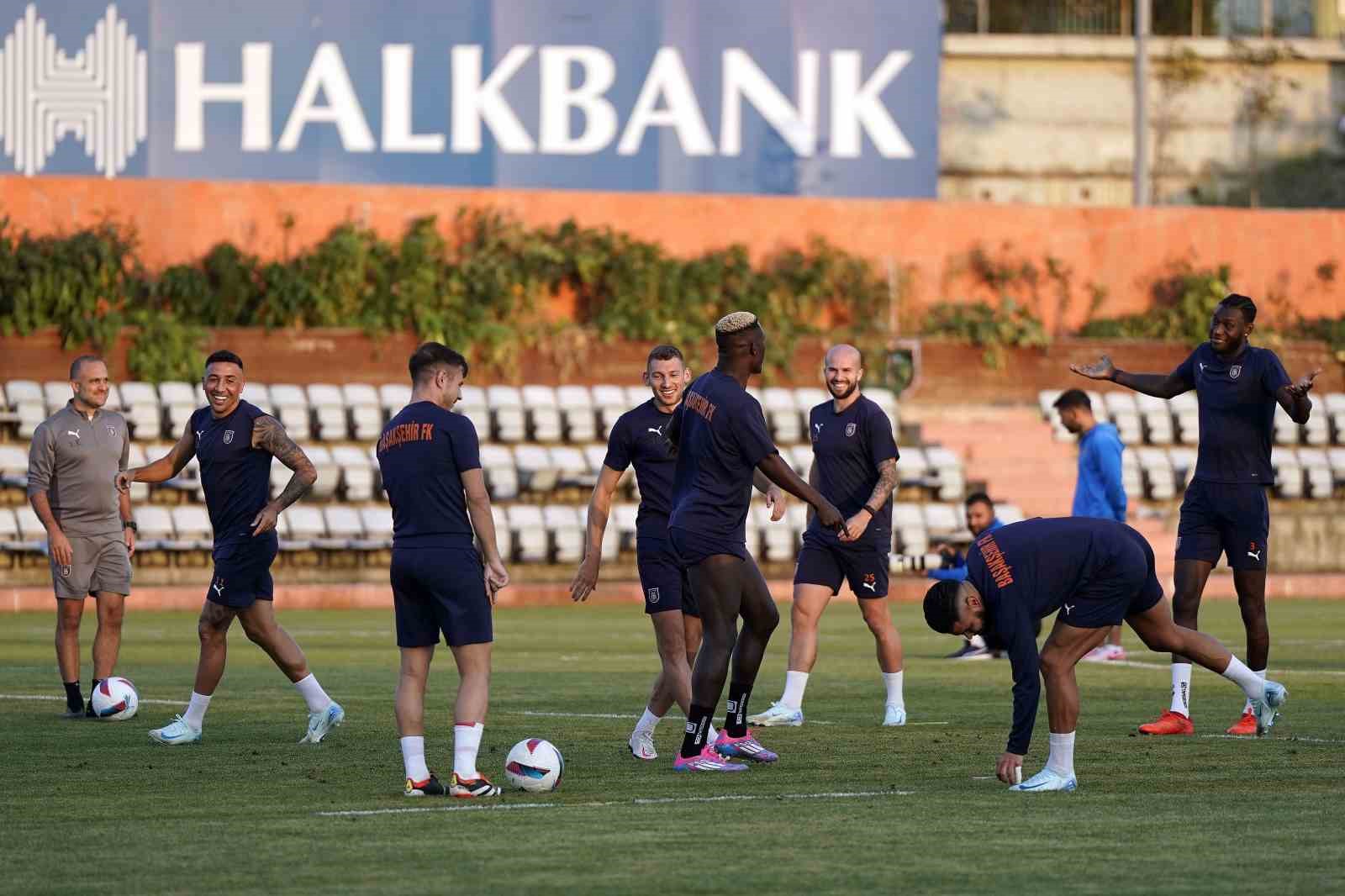 Başakşehir, St. Patrick’s Athletic maçı hazırlıklarını tamamladı
