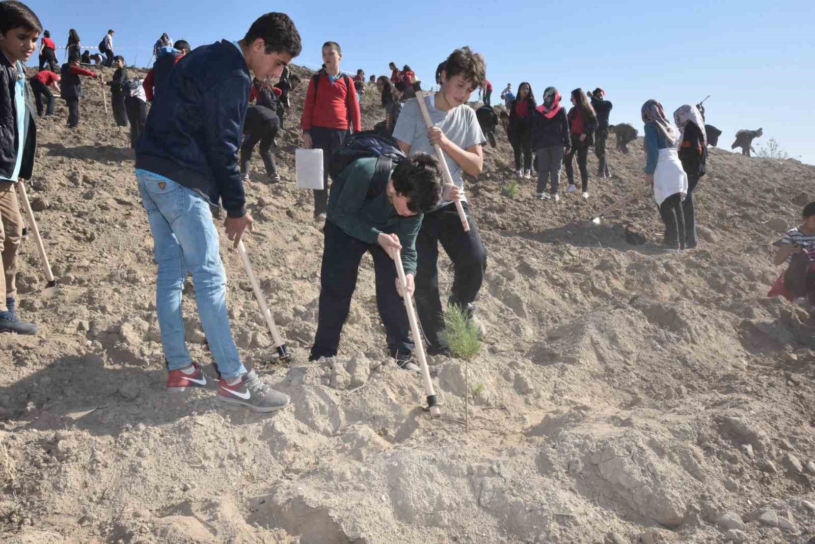 Çevreci okullara "yeşil bayrak"