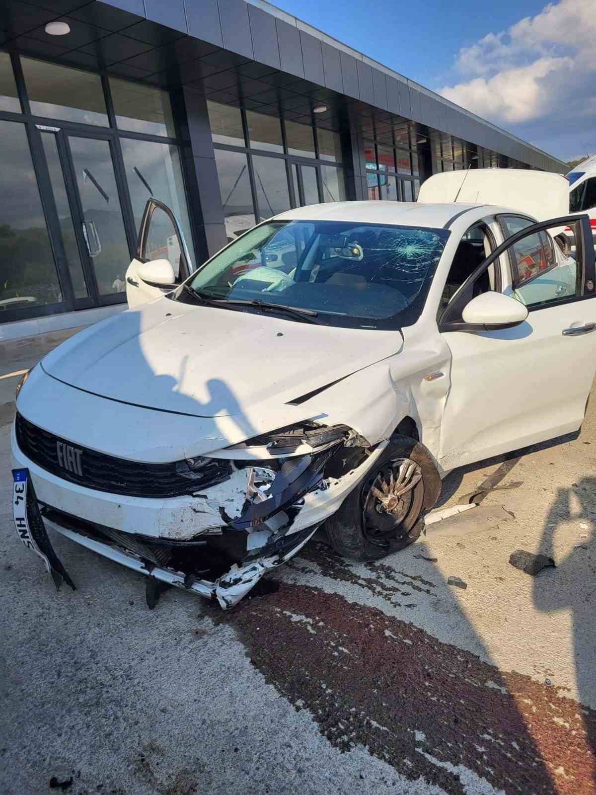 Alaplı&rsquo;da trafik kazası: 2 kişi yaralandı
