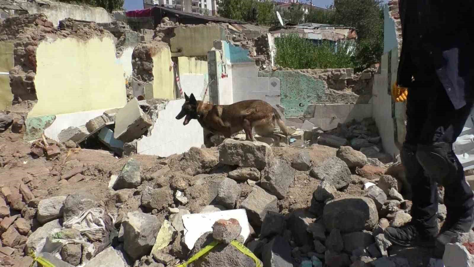 Erzurum’da gerçeğini aratmayan tatbikat
