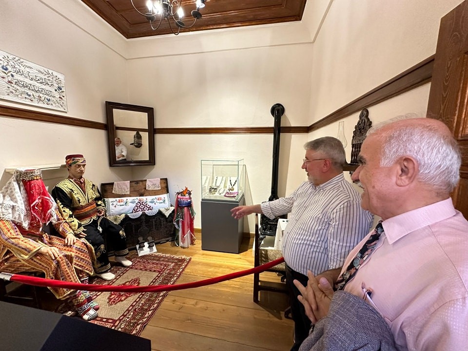 K&uuml;lt&uuml;r Varlıklarını Koruma B&ouml;lge Kurulu heyeti &Ccedil;orum&rsquo;daki &ccedil;alışmaları inceledi
