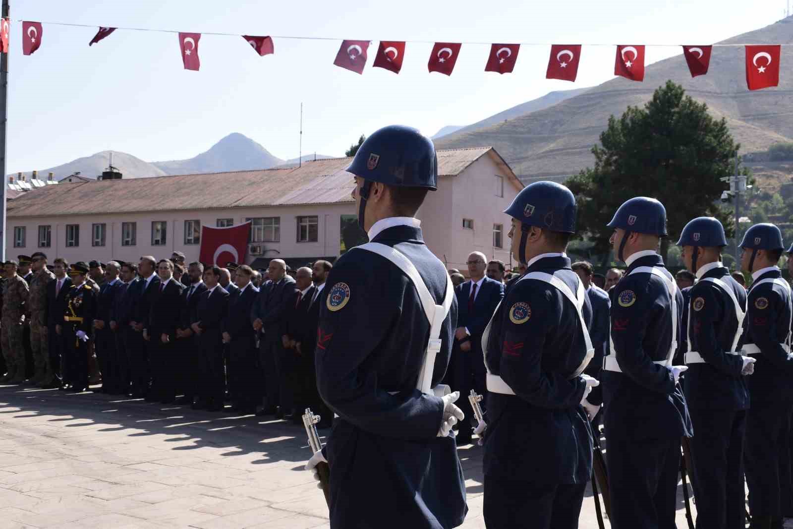 Bitlis’te 30 Ağustos Zafer Bayramı kutlamaları
