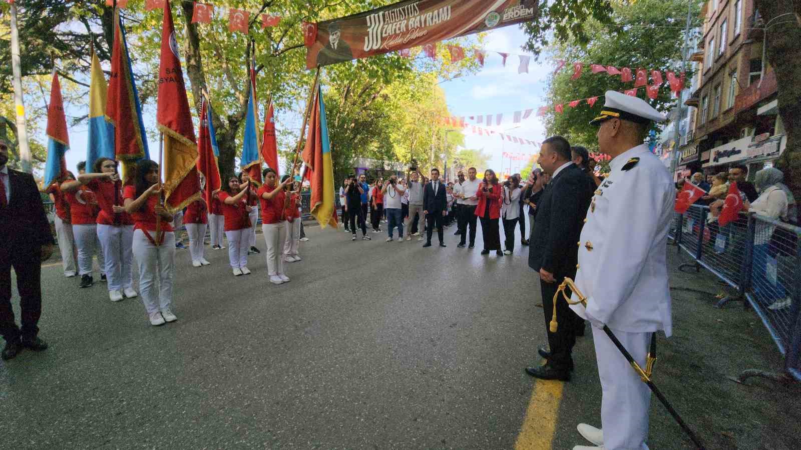 Cumhuriyetin ilk vilayetinde Zafer Bayramı coşkusu
