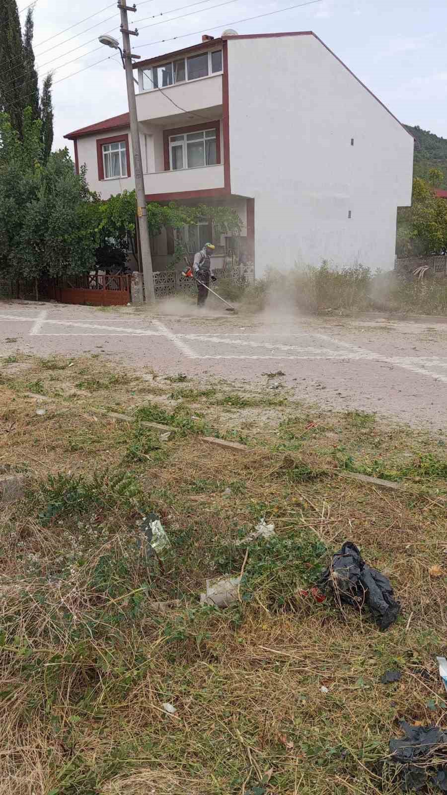 Temizlenen ve yenilenen parklar tekrardan hizmete a&ccedil;ıldı

