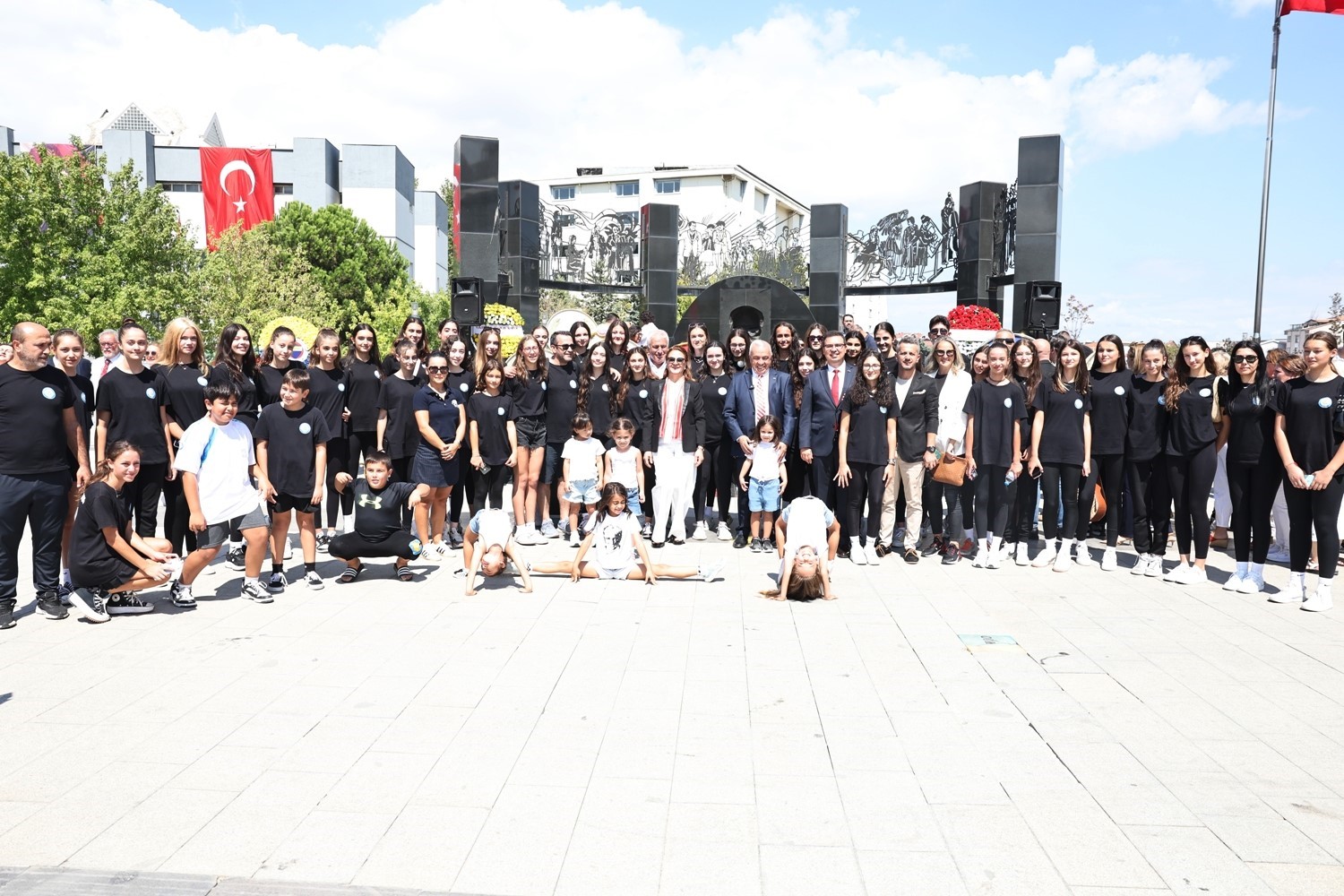 Nil&uuml;fer&rsquo;de b&uuml;y&uuml;k zaferin 102. yıl gururu
