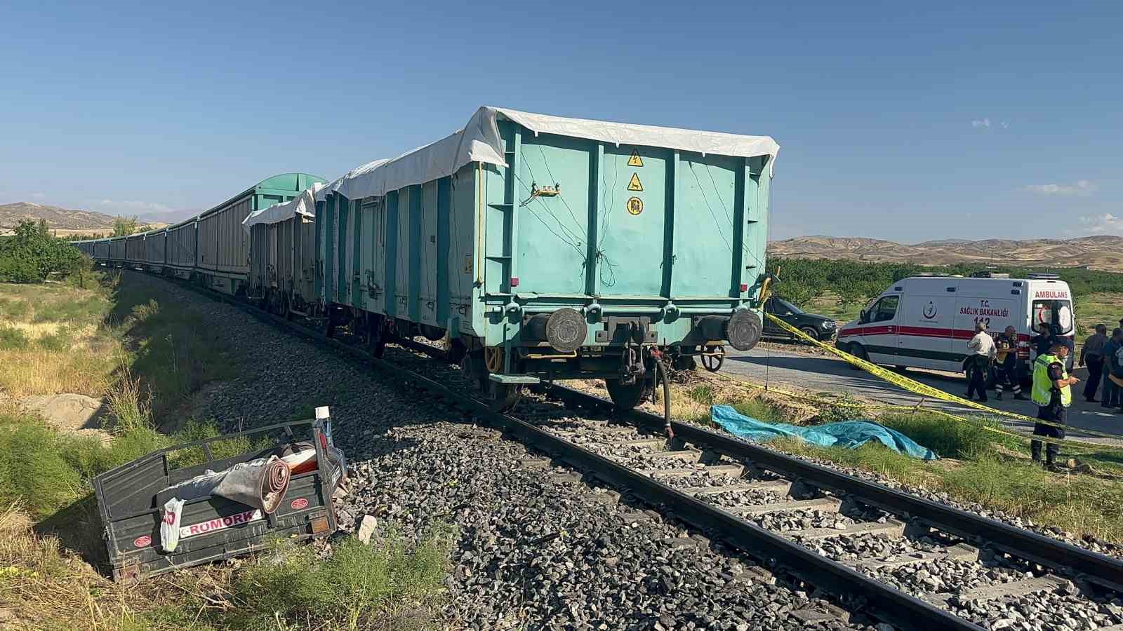 Malatya’da yük treni faciası: 3 ölü, 1 ağır yaralı
