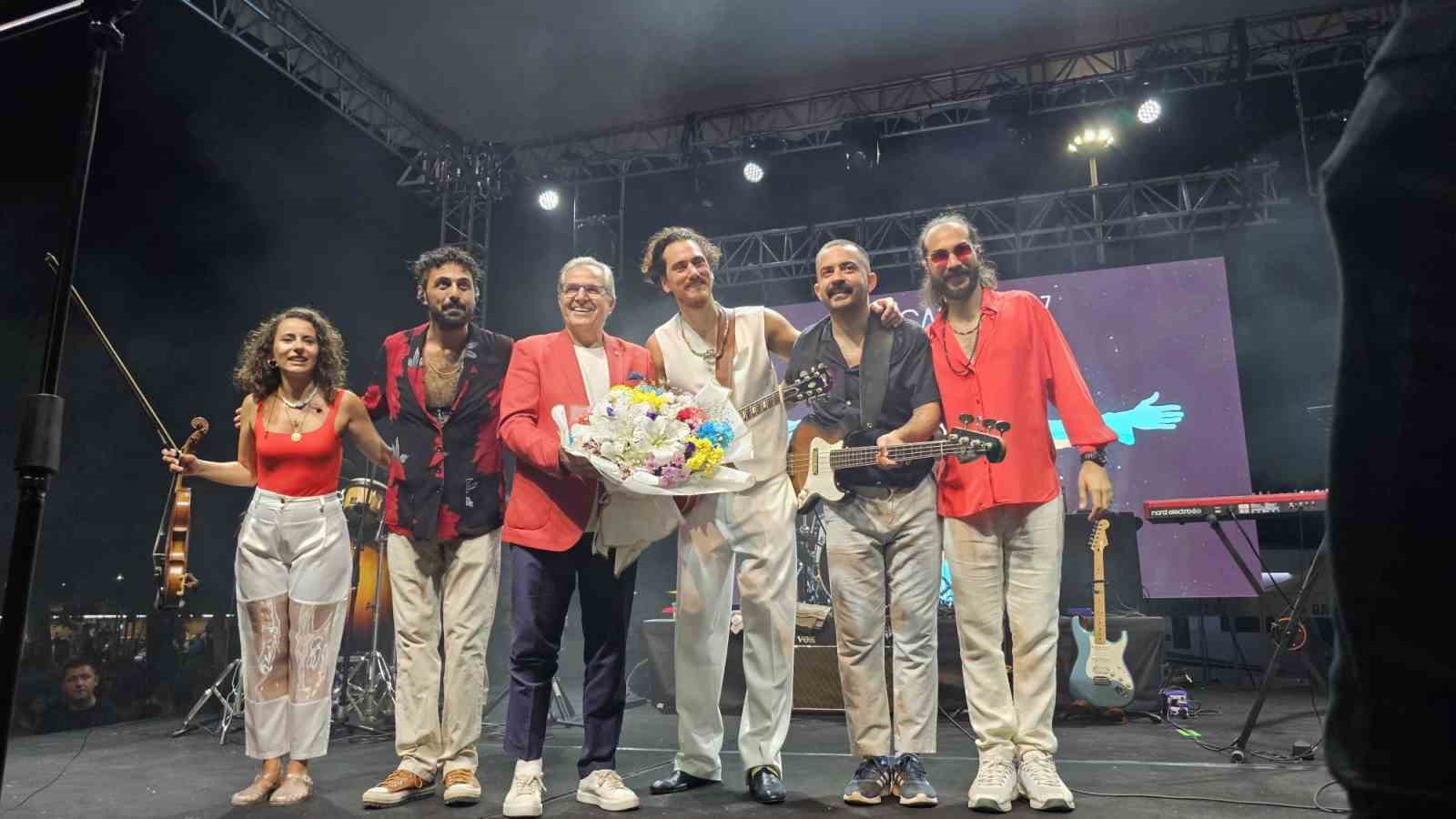 Bandırma&rsquo;da 30 Ağustos&rsquo;ta Evrencan G&uuml;nd&uuml;z konseri
