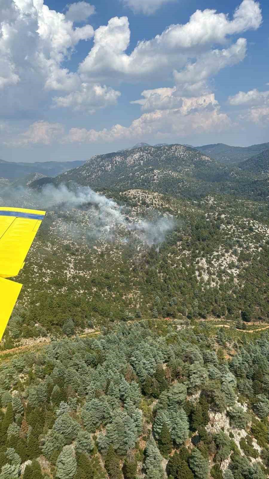 Burdur’da yıldırım düşmesi sonucu çıkan orman yangını söndürüldü