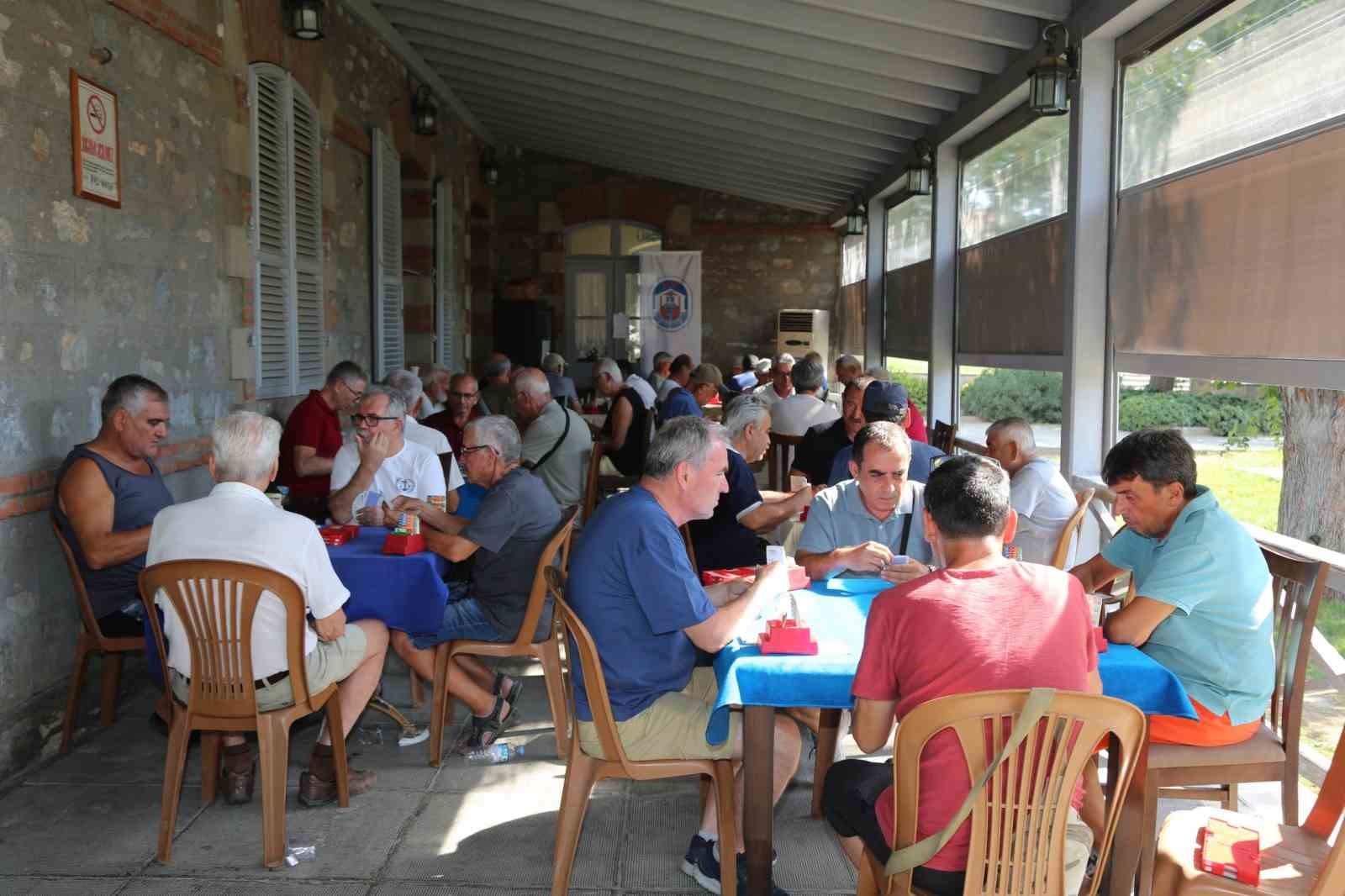 Briç tutkunları Selçuk’ta buluştu
