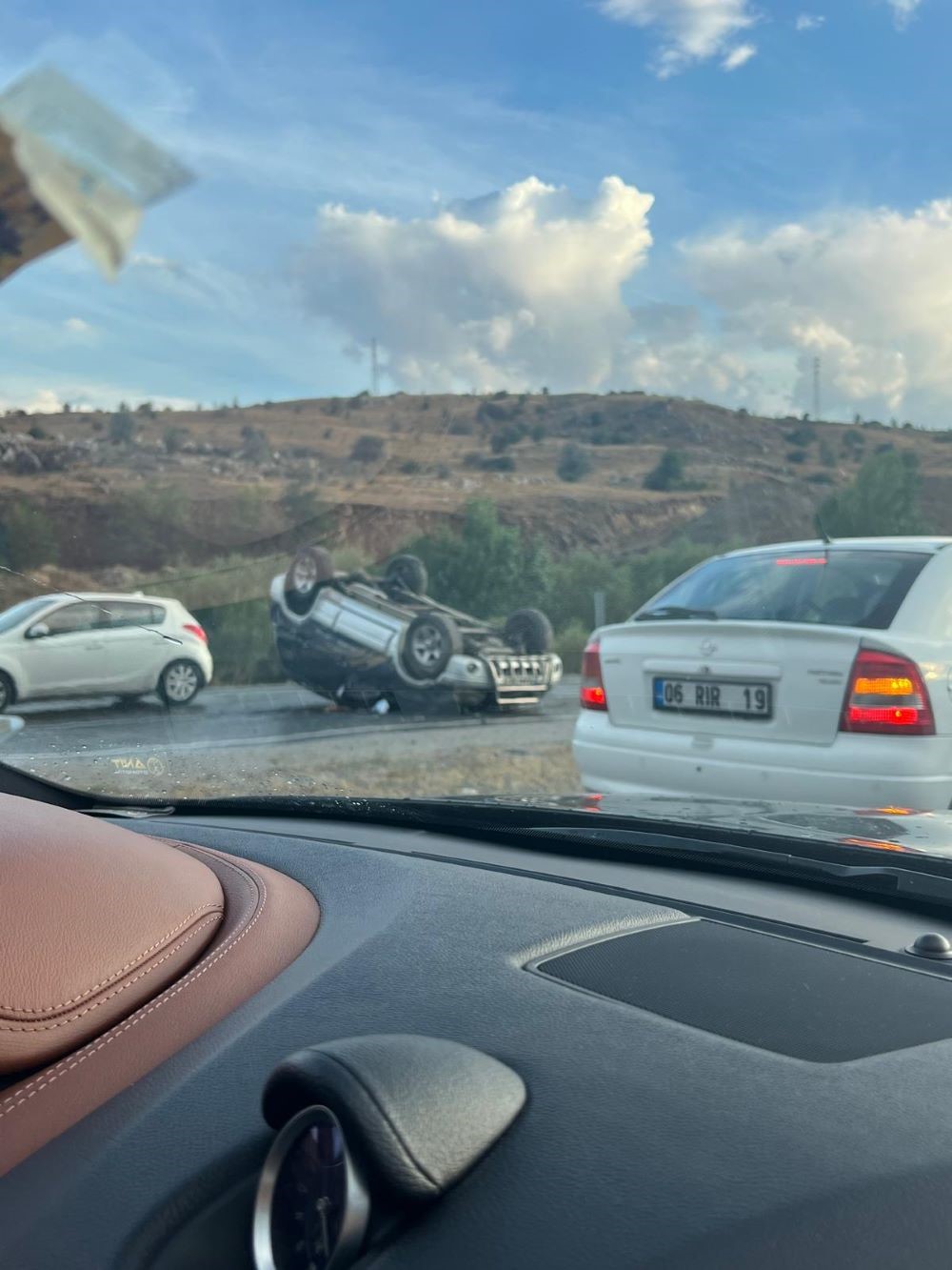 Ankara-&Ccedil;ankırı yolunda zincirleme kaza
