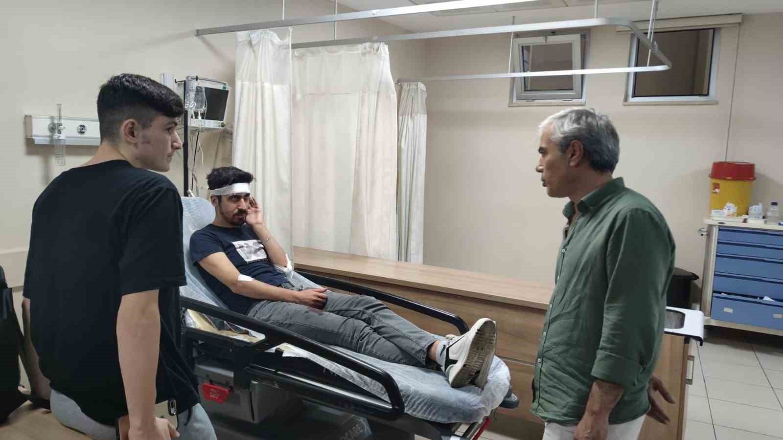 Otobüs kazasında yaralananları ziyaret ettiler